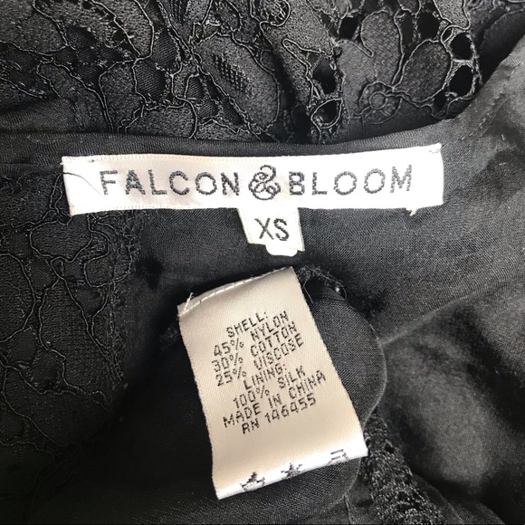 Falcon & Bloom Black Lace Bell Sleeve Top XS - Picture 8 of 8
